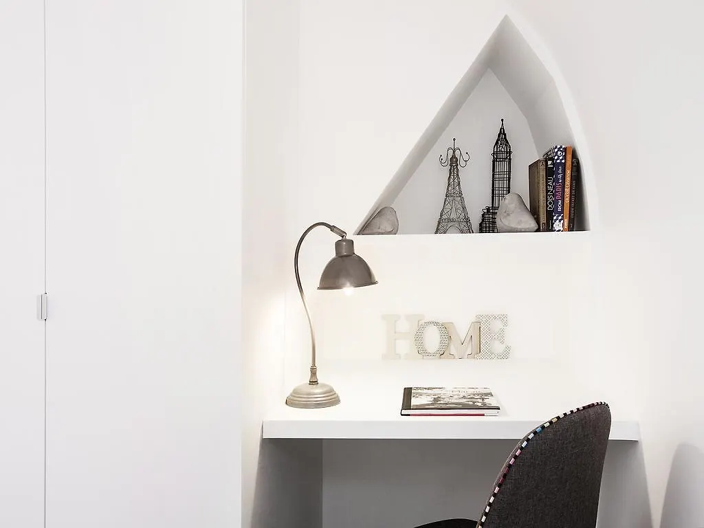 Charming 2Br-2Ba Between Le Marais & Le Louvre